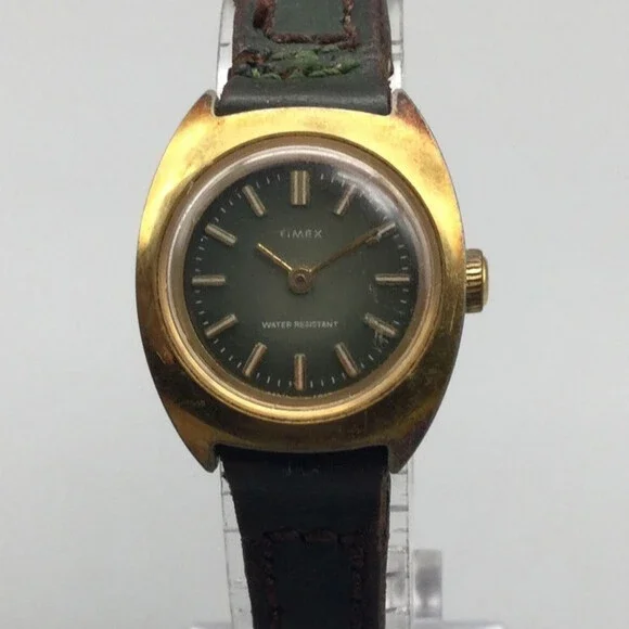 Vintage Timex Gold Tone Green Dial Manual Wind Women\'s Watch Vintage Timex 10K RGP Gold Manual Wind Watch | Mercari main image 3